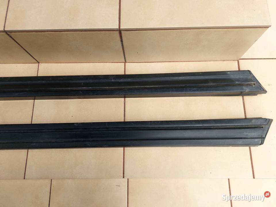 Mercedes W460 W461 W463 G Klasa 5 drzwi listwy osobowe mazowieckie Sieciechów sprzedam