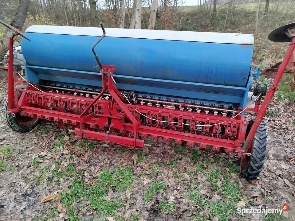 Siewnik zbożowy Isaria 3m z zaprawiarką