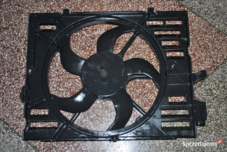 Wentylator chłodnic BMW E60 E61 E63 E64 Poręba