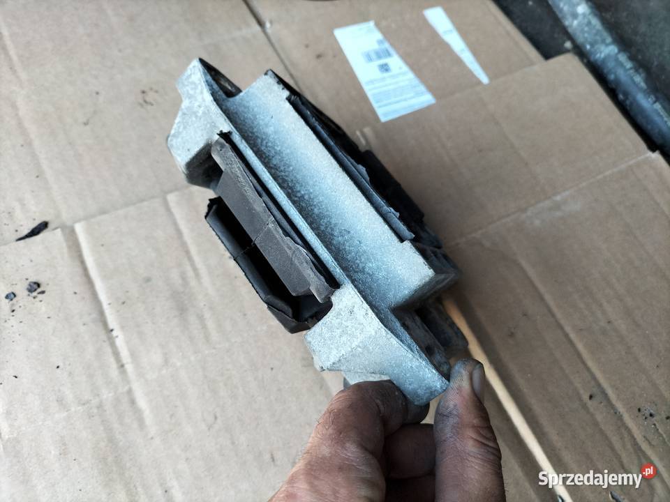 PODUSZKA SKRZYNI BIEGÓW FORD MONDEO MK3 osobowe Kamień-Kolonia