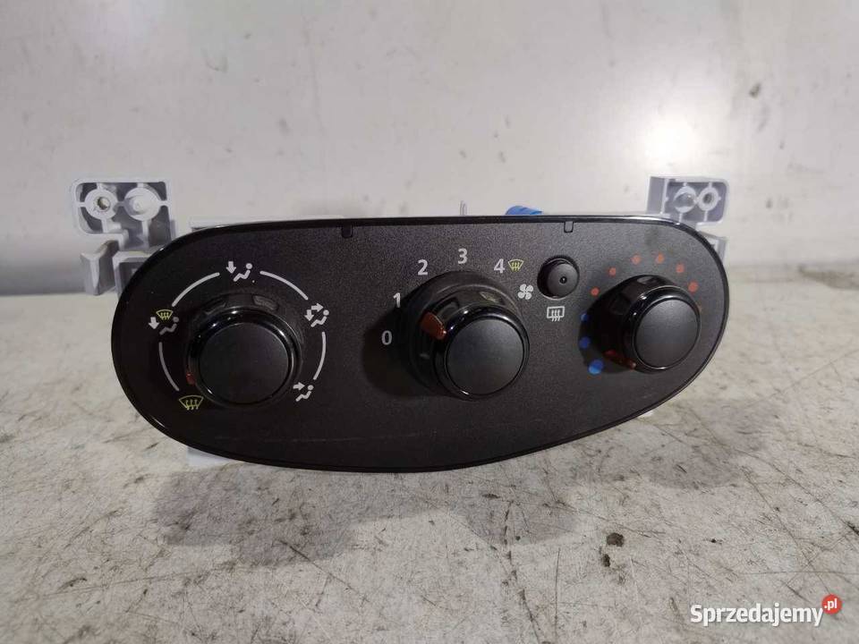 PANEL NAWIEWU DACIA LOGAN T1021548T osobowe