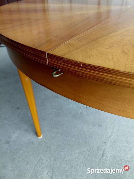 okrągły stół rozkładany patyczak 499 Byczyna