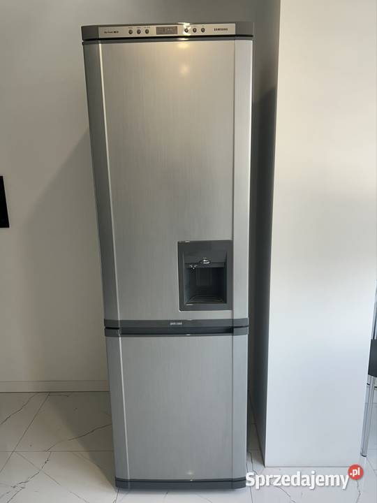 Lodówka Samsung no frost z dozownikiem na wodę Tarnowskie Góry