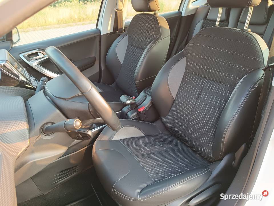 Peugeot 2008 16 eHDi 92 Przebieg 70099 Turek sprzedam