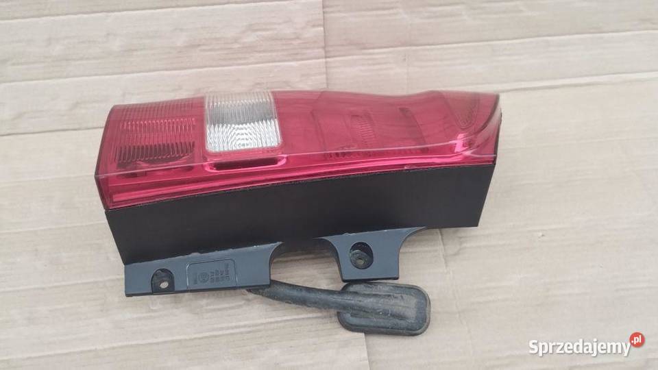 Lampa Tył Lewa Mercedes W447 Vito 201422r Europa osobowe Lampy tylne