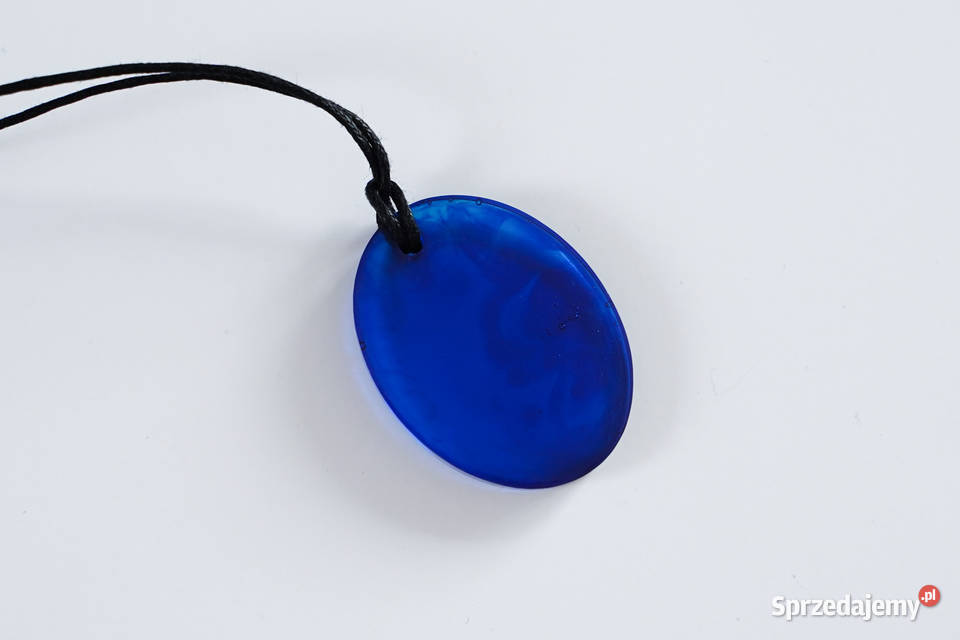 Niebieski wisiorek owalny 39x3 z zapięciem mazowieckie