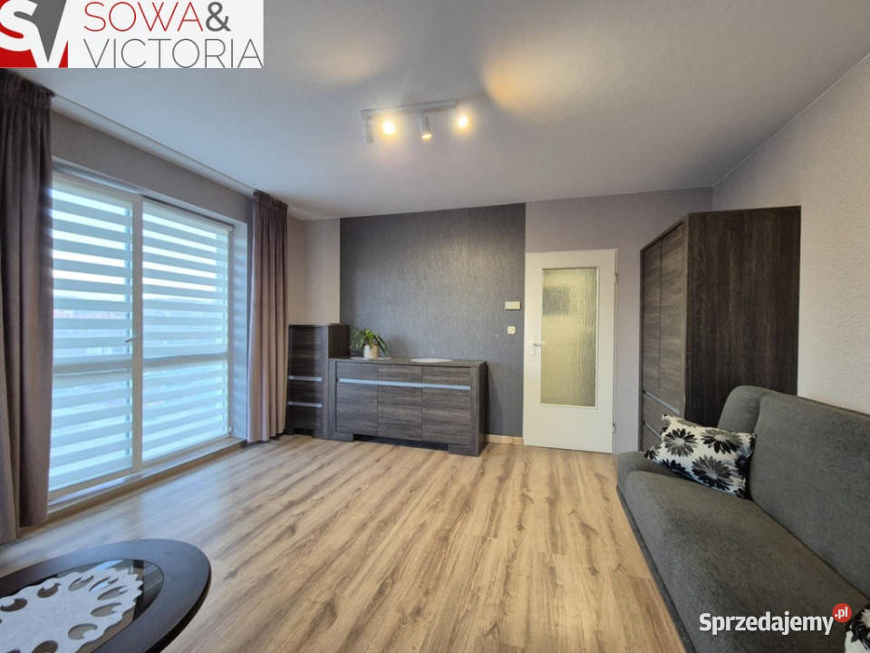 Umeblowana kawalerka z pięknym widokiem i Mieszkania Świebodzice