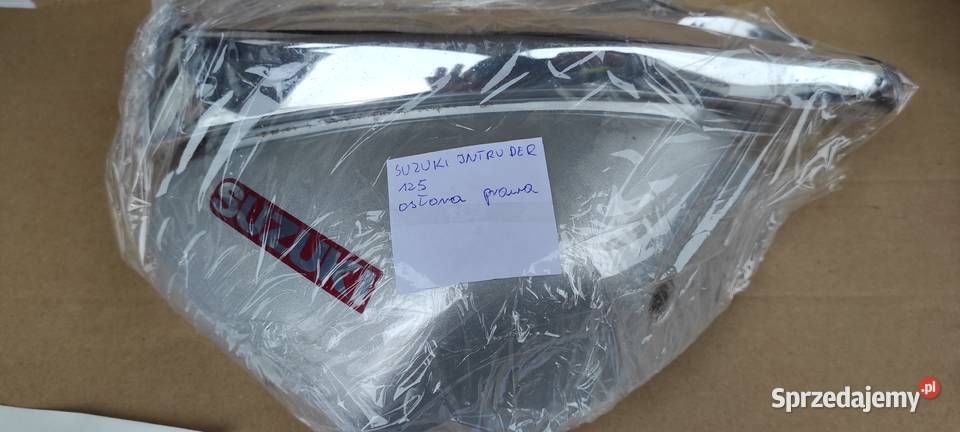 Suzuki Intruder 125 plastik owiewka boczek prawy Warszawa