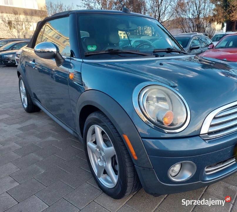 Mini Cooper Cabrio 16 benzyna manual 2010 120KM Łomianki sprzedam