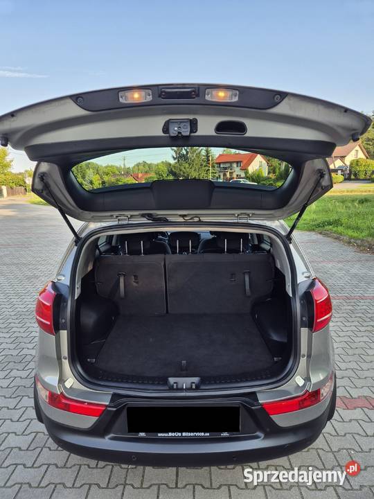 Kia Sportage SL 2012r 16B 135 Xenony Ledy PDC sprzedam