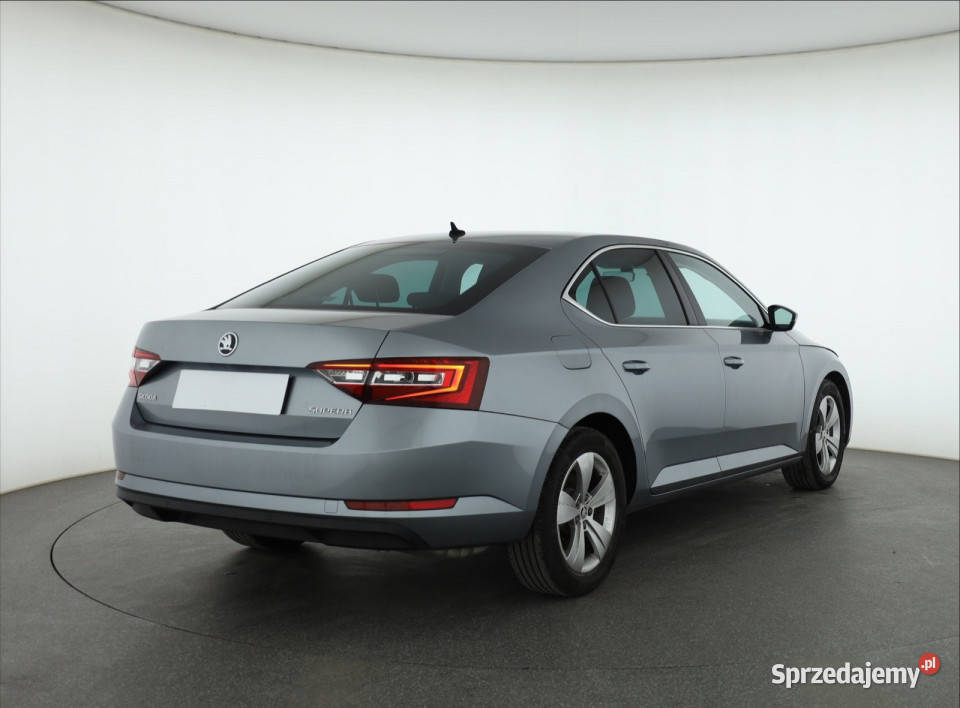 Skoda Superb 15 TSI