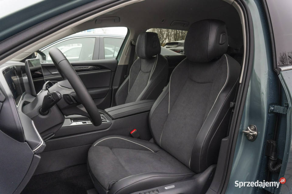 Volkswagen Passat Business Plus 15 TSI mHEV 150 komputer pokładowy Motoryzacja Łódź