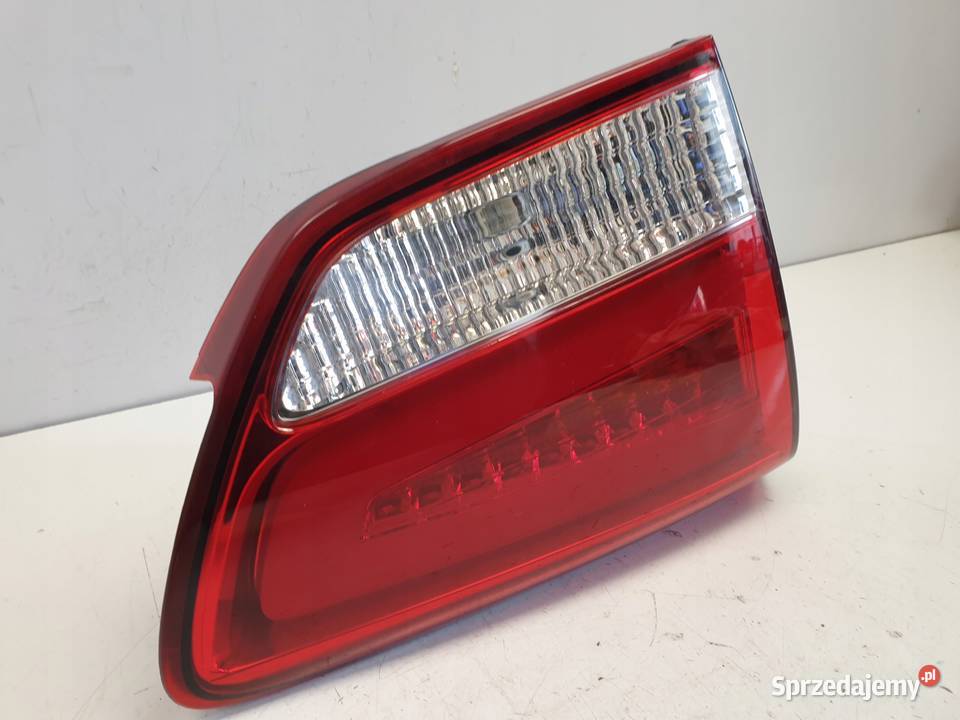 Kia Carens IV TYLNA LAMPA LEWA tył W KLAPE LED Janów