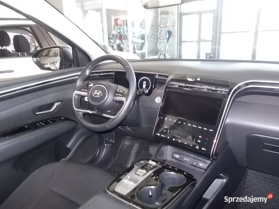 HYUNDAI TUCSON 16 benzyna hybryda Automat salon automatyczna