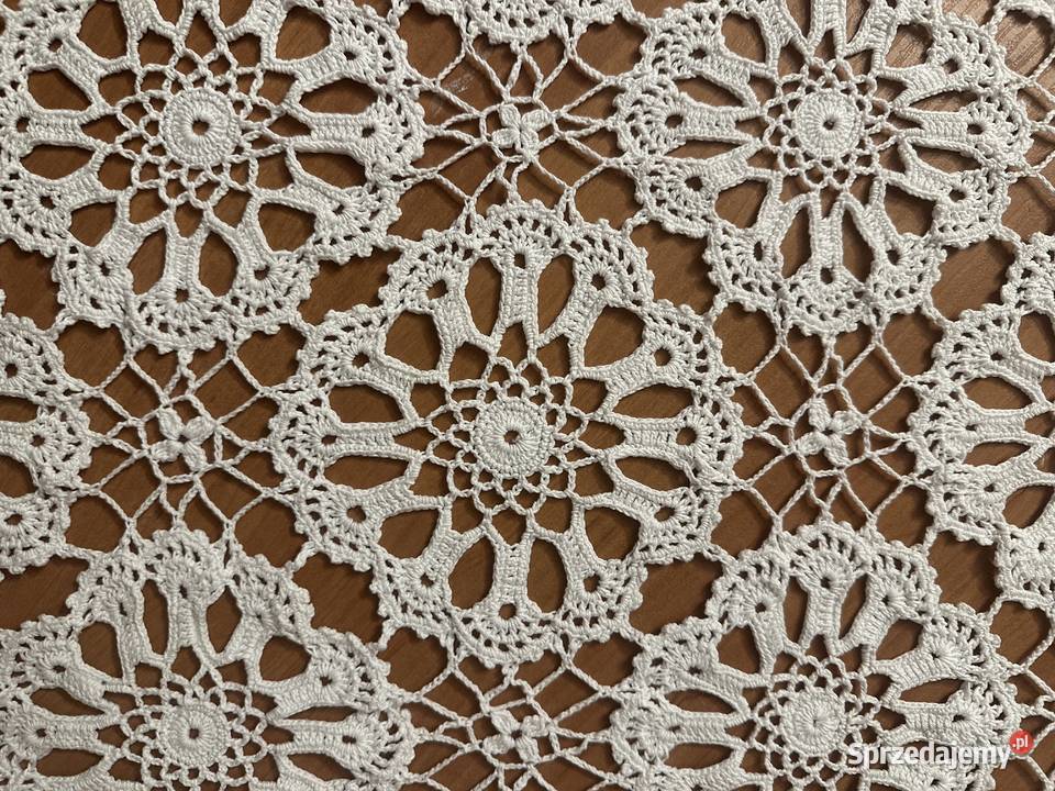 Obrus szydełko rękodzieło 150x150