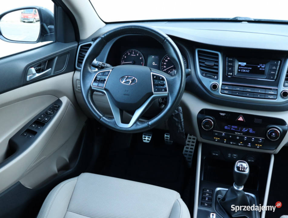 Hyundai Tucson 16 GDI relingi dachowe Piaseczno