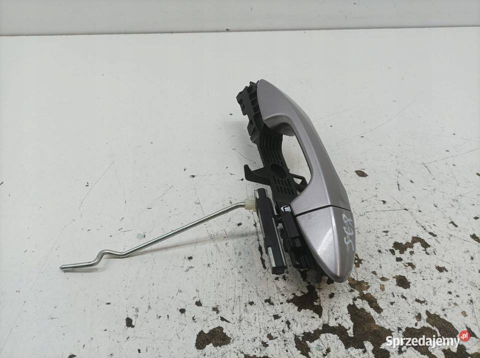 KLAMKA ZEWNĘTRZNA PRAWA PRZÓD E16 E17 E18 Toyota sprzedam
