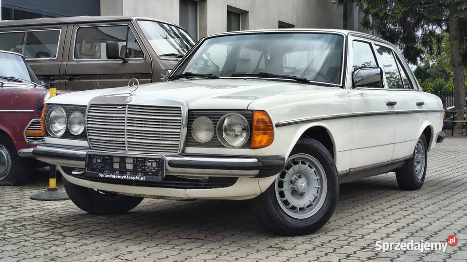 Mercedes W123 300D 1981 Klasyczna Beczka z sprowadzony Zgierz
