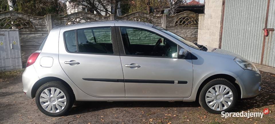 Renault Clio 12 benzyna 20102011 148 przebiegu 75KM Clio łódzkie Radomsko