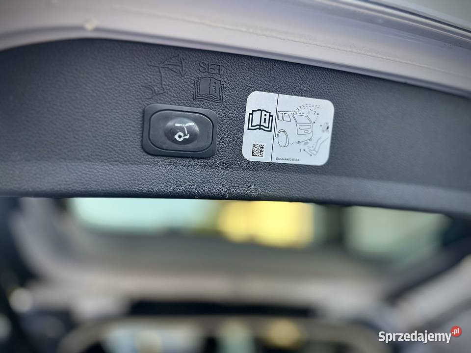 Ford KUGA Escape 20 b Tytanium 242 xenon 2017r światła do jazdy dziennej