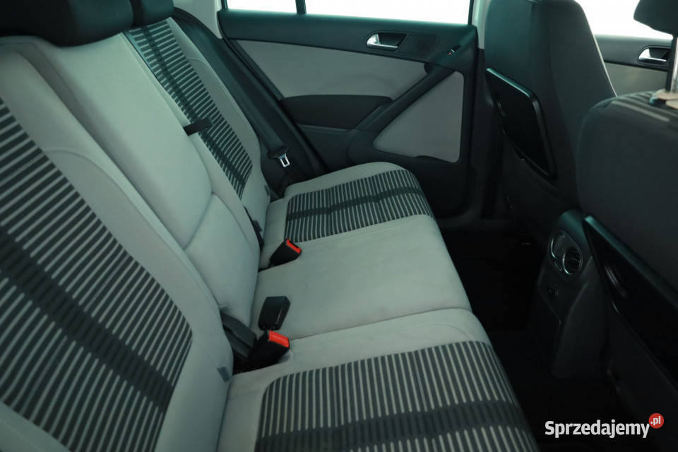 VW Tiguan 14 TSI relingi dachowe sprzedam