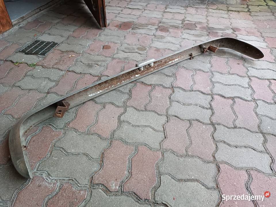 Fiat 125p zderzak tylny z lat 70tych stan kujawsko-pomorskie Świecie