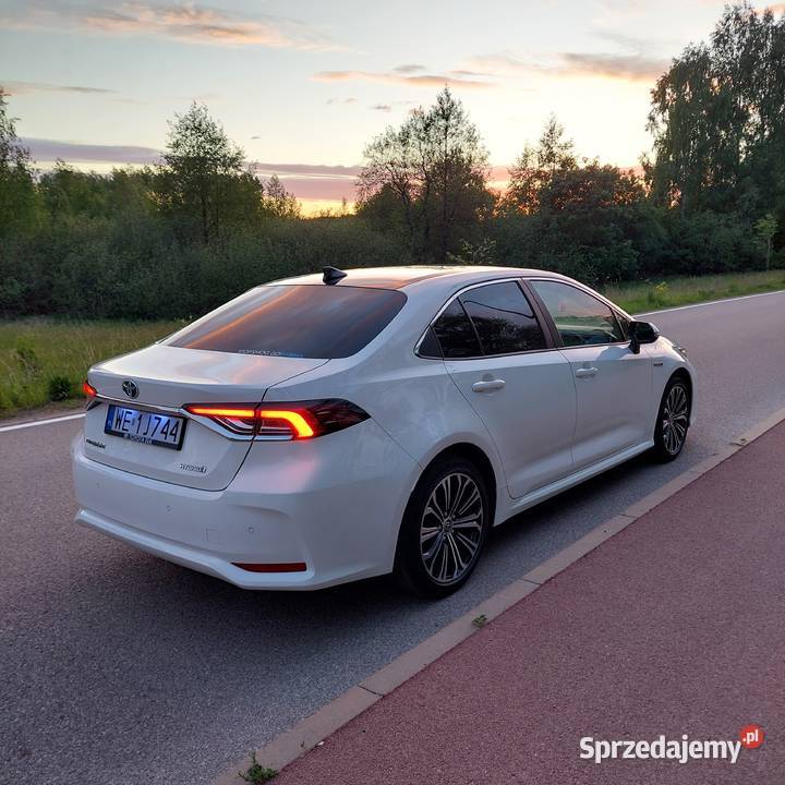 Toyota Corolla 18 Hybryda 2020r ComfortStyleTech
