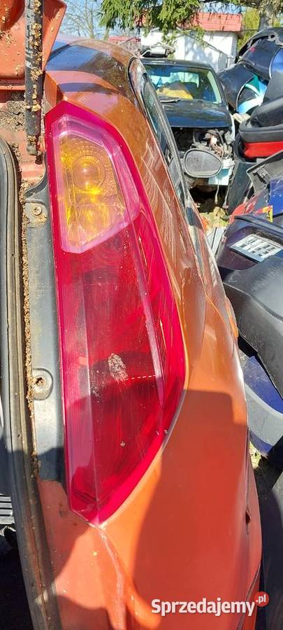 Lampy prawa lewa tył tylna Fiata Grande Punto