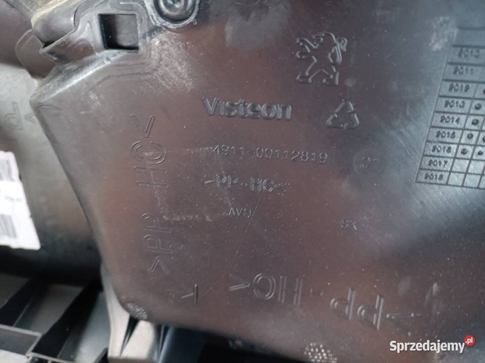 Boczek drzwi prawy przód Peugeot 208 I osobowe wielkopolskie Turek