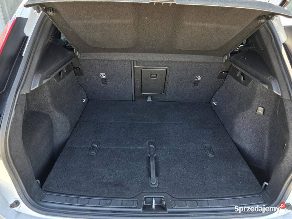 Volvo XC40 2022r FV23 Skóry Kamera bezwypadkowy benzyna Poznań