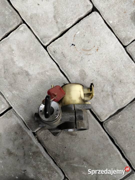 Stacyjka volvo 142 144 Chocicza sprzedam