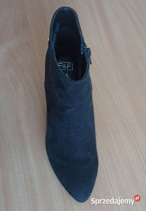 Eleganckie śliczne botki zamszowe czarne 39 Pszczyna