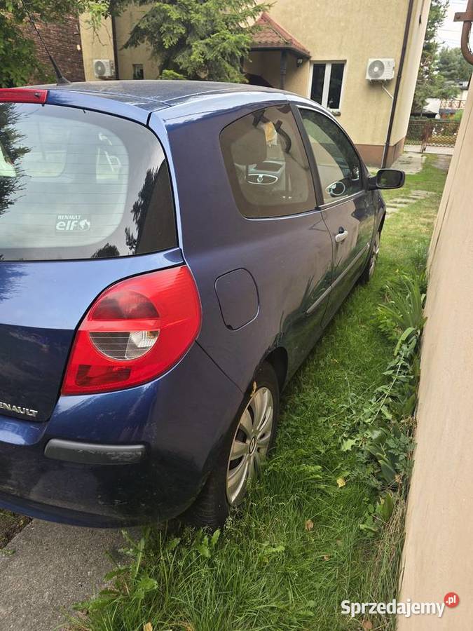 Sprzedam Clio 3 12 75 LPG na części Będzin