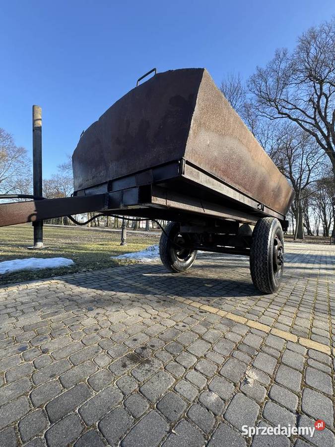 Przyczepa wywrotka 5t kiper Pozostałe Piaski