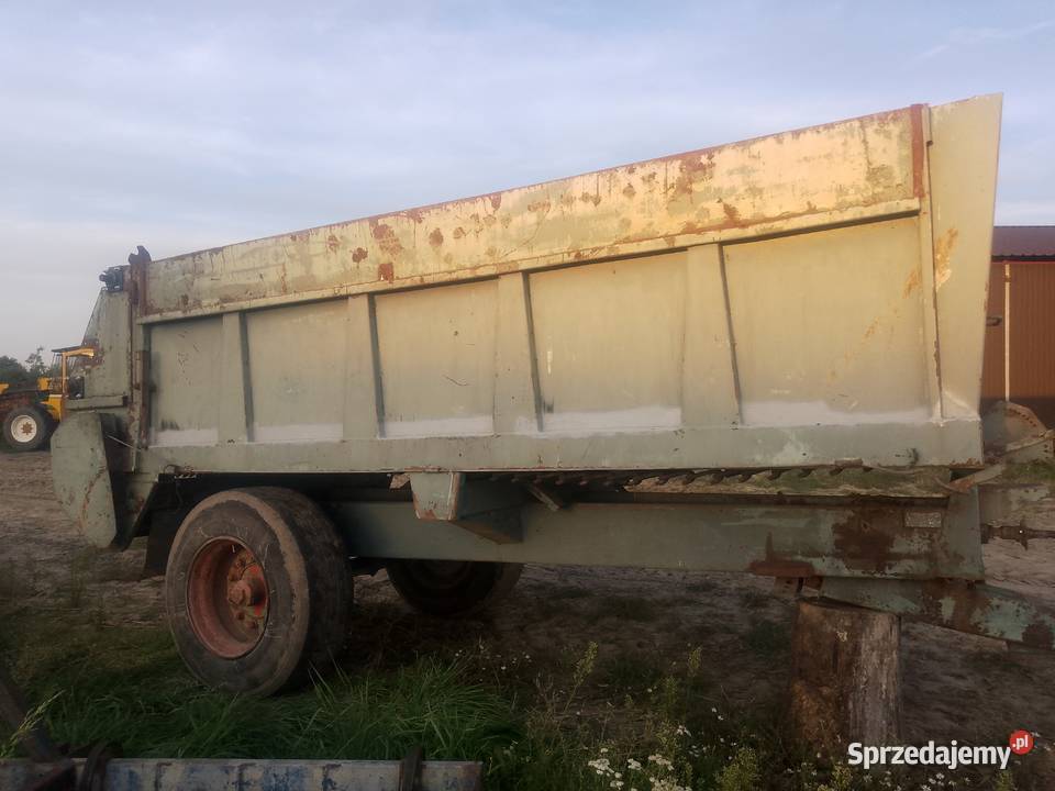 Rozrzutnik obornika nieuszkodzony