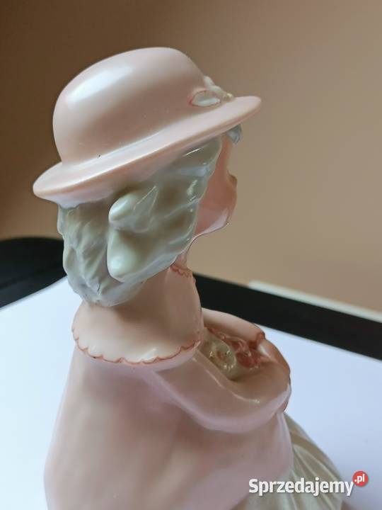 Figurka kolekcjonerska porcelana dziewczyna z
