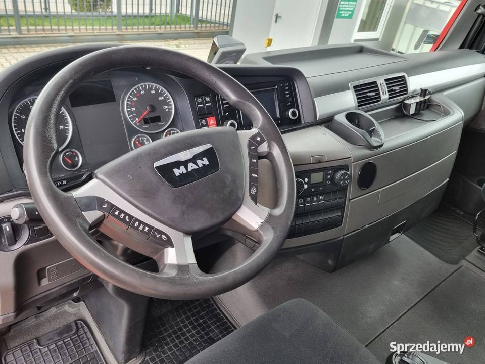 Man TGX 18440 Ciągnik siodłowy Low Deck Automat Daleszyce sprzedam