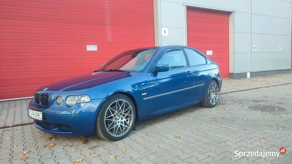 BMW E46 325ti Rok produkcji 2001 Seria 3 Głowno