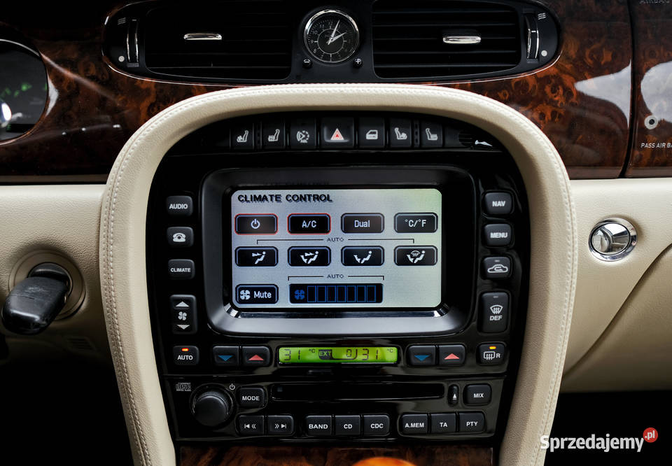 Jaguar X358 LONG Vanden Plans Rok produkcji 2008 Białystok sprzedam