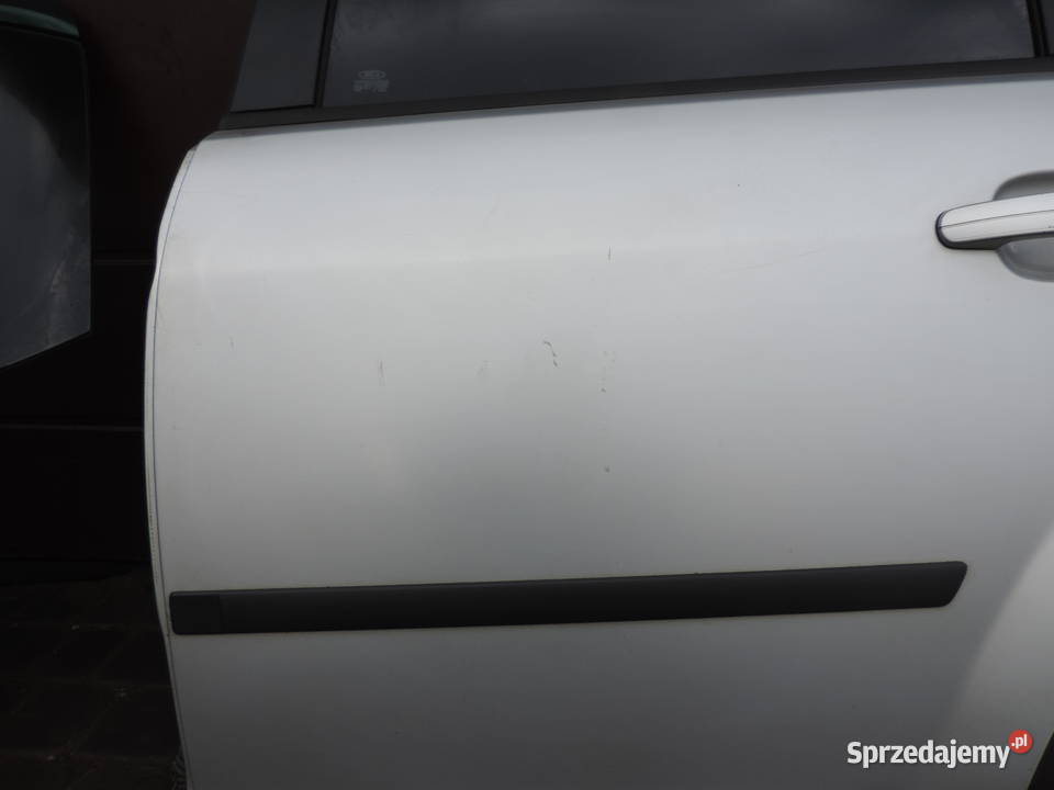 FORD FOCUS MK2 5D HB DRZWI LEWY TYŁ KOLOR O3 Drzwi