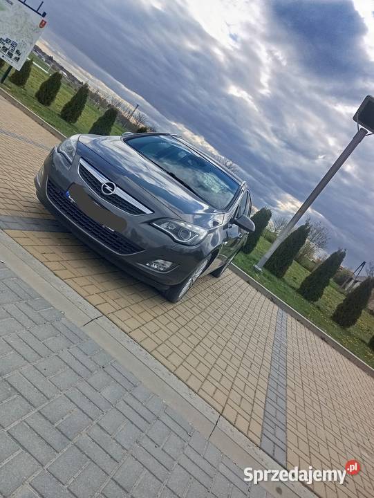 Opel Astra J Sports tourer 14 tempomat Lublin