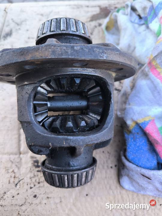 Polonez Fiat 125p FSO mechanizm roznicowy Dyferencjały Układ napędowy Stalowa Wola