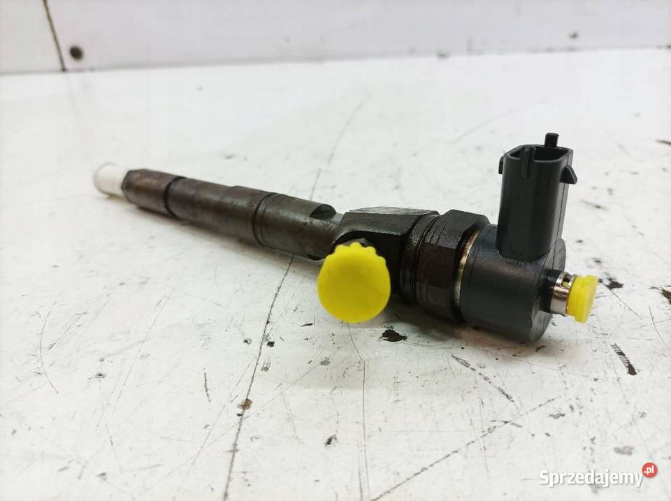 WTRYSKIWACZ 0445110327 20 CDTI Opel Insignia I sprzedam