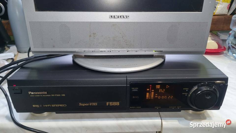 Magnetowid SVHS Panasonic NVFS88 Super VHS łódzkie Warta