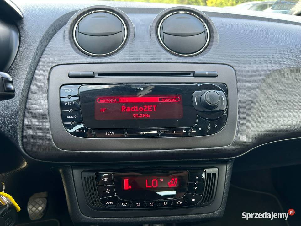 Seat Ibiza 16 TDI CR Style Pierwsza rej 052025 manualna Szczecin