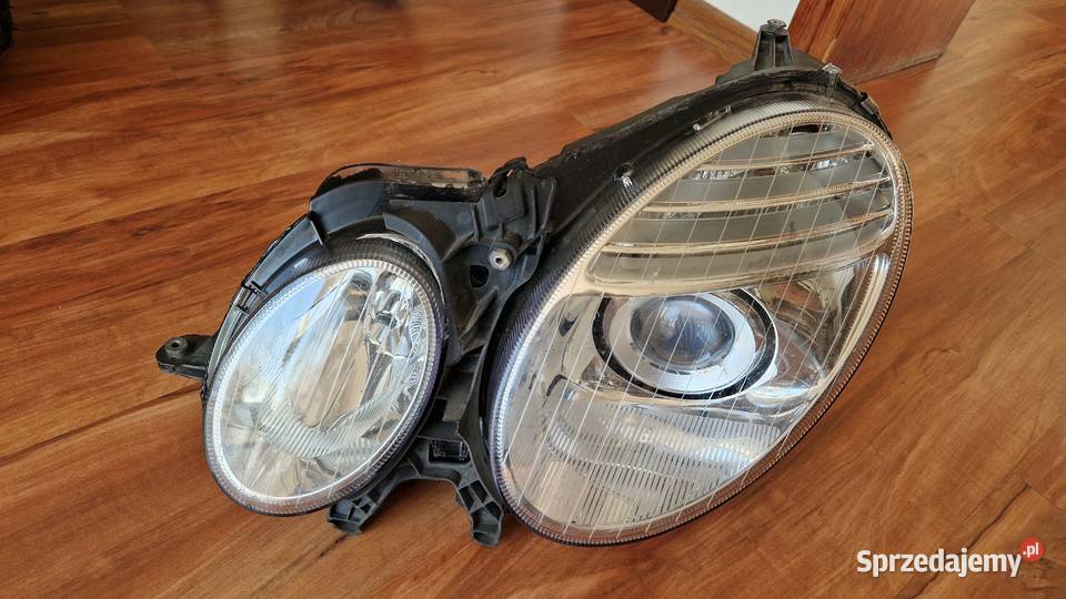 Reflektor lampa bi ksenon przód lewy kompletna Rok produkcji 2009 sprzedam