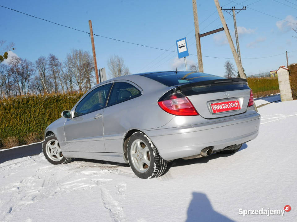 Mercedes C 180 18 129 Coupe Panorama Bogata klimatyzacja