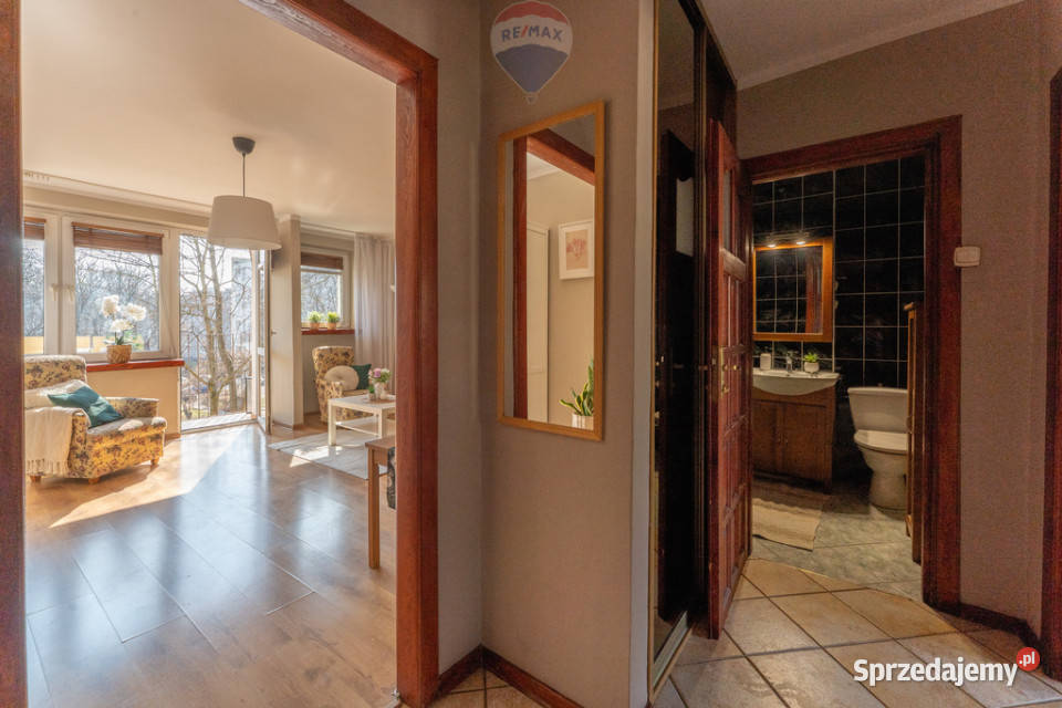 Słoneczne mieszkanie z potencjałem mazowieckie Warszawa