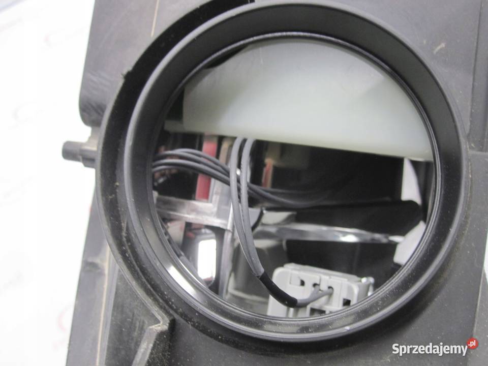 FORD FOCUS MK3 III LIFT 13r lampa prawa przód Kielce sprzedam