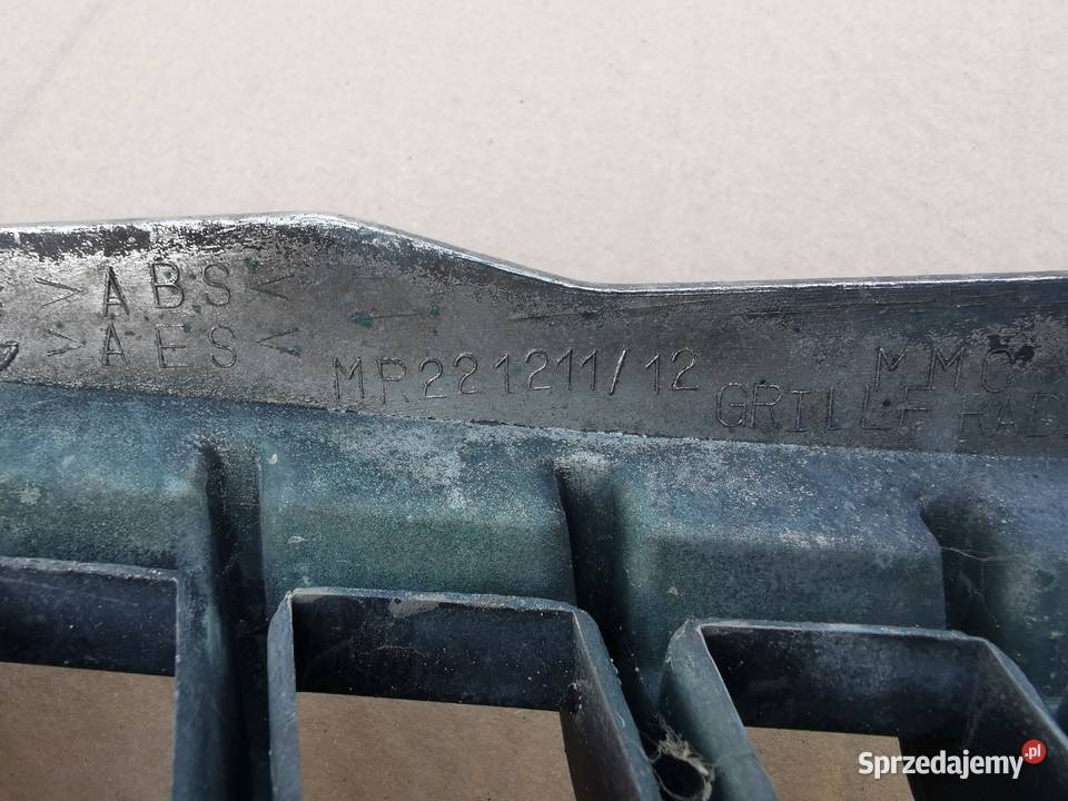 Grill atrapa mitsubishi Pajero sport 9600 Międzychód